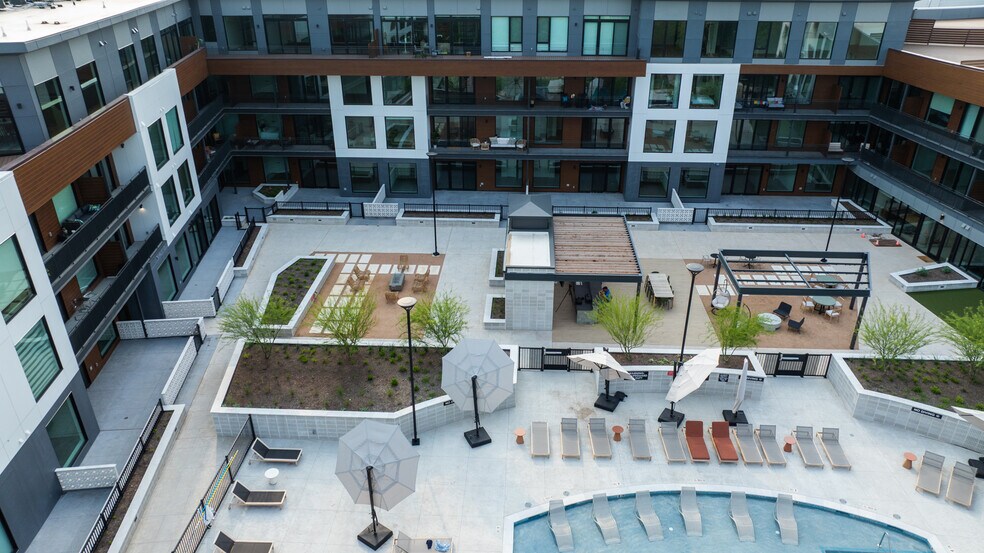 More Photos Of 2209 S First St, Austin Apartments For Sale