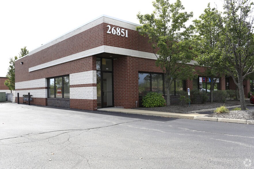 More Photos Of 26851 Miles Rd, Warrensville Heights Flex For Lease