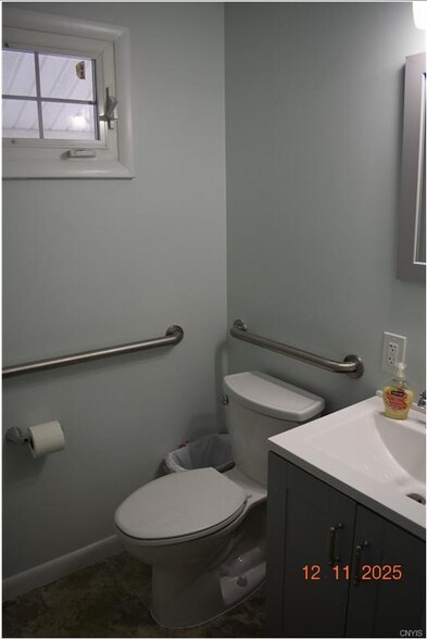 More Photos Of 4912 W Genesee St, Camillus Office For Sale