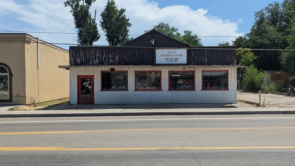 More Photos Of 12-14 E Main St, Middleton Storefront Retail Office For Sale
