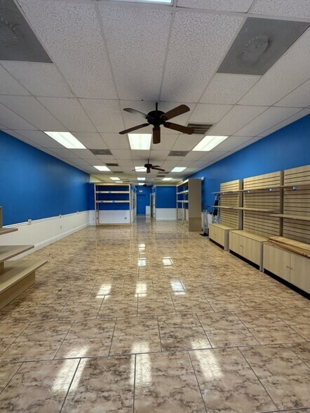 More Photos Of 1050 Us Highway 27, Clermont Unknown For Lease