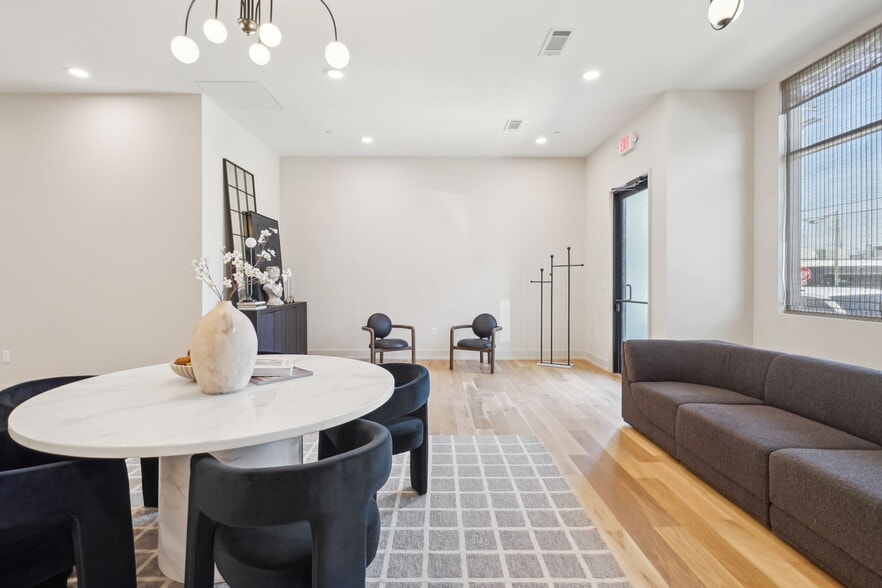 More Photos Of 1115 3rd Ave S, Nashville Apartments For Lease