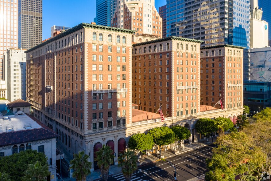 More Photos Of 506 S Grand Ave, Los Angeles Hotel For Lease