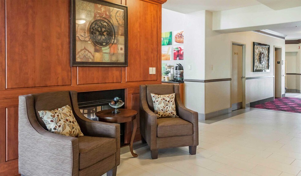 More Photos Of 6100 Iliff Rd NW, Albuquerque Hotel For Sale