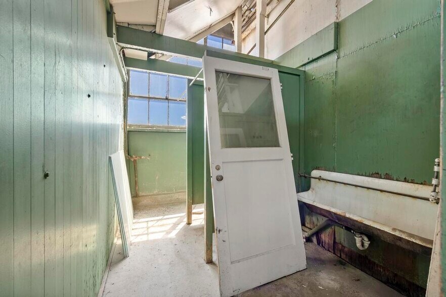 More Photos Of , Butte Unknown For Sale