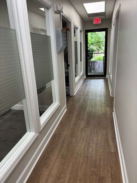 More Photos Of 5443 San Jose Blvd, Jacksonville Medical For Lease