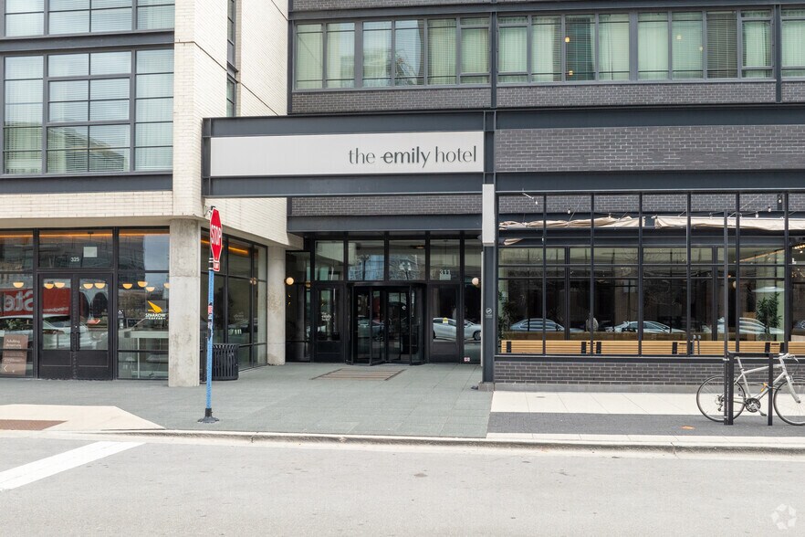 More Photos Of 311 N Morgan St, Chicago Hotel For Lease