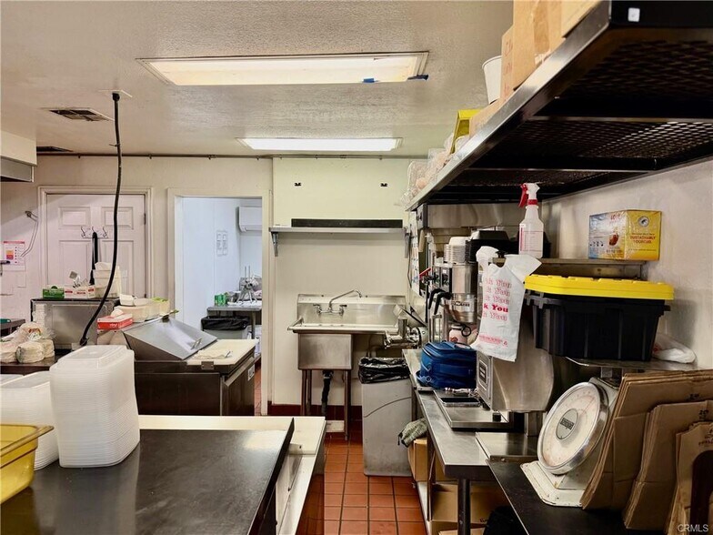 More Photos Of 2161 Feather River Blvd, Oroville Office For Sale