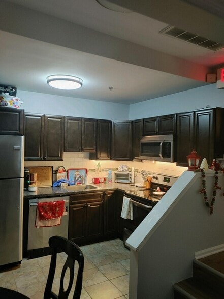 More Photos Of 65-67 Spring St, Newton Apartments For Sale