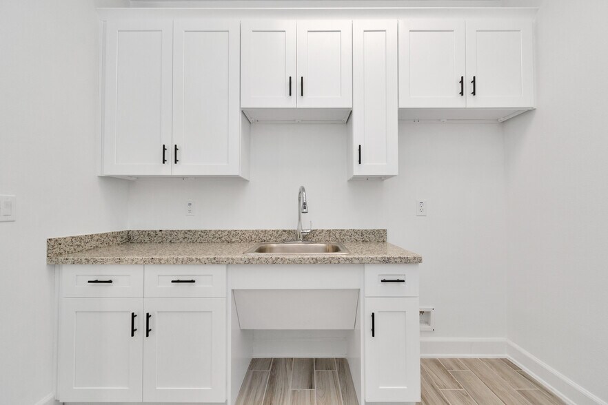 More Photos Of 26077 Nelson Way, Katy Unknown For Lease