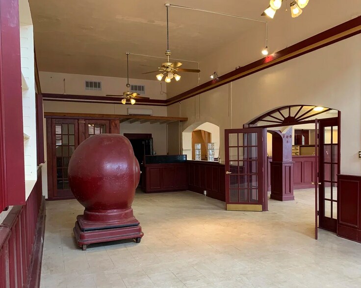 More Photos Of 109 E Hiram St, Atlanta General Retail For Sale