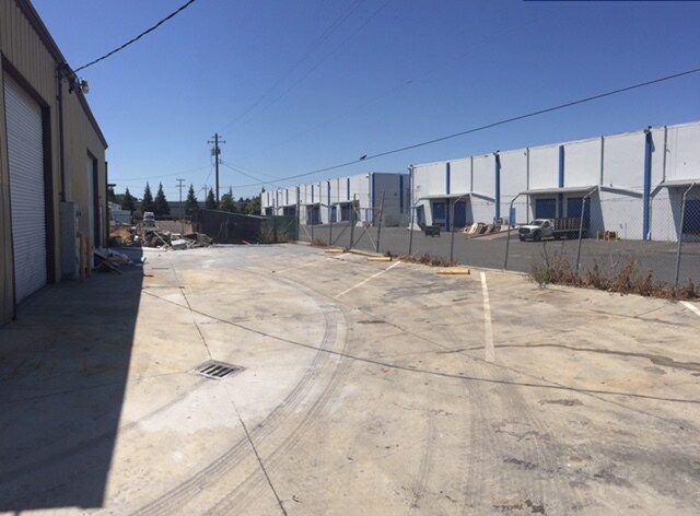 More Photos Of 31851 Hayman St, Hayward Industrial For Sale