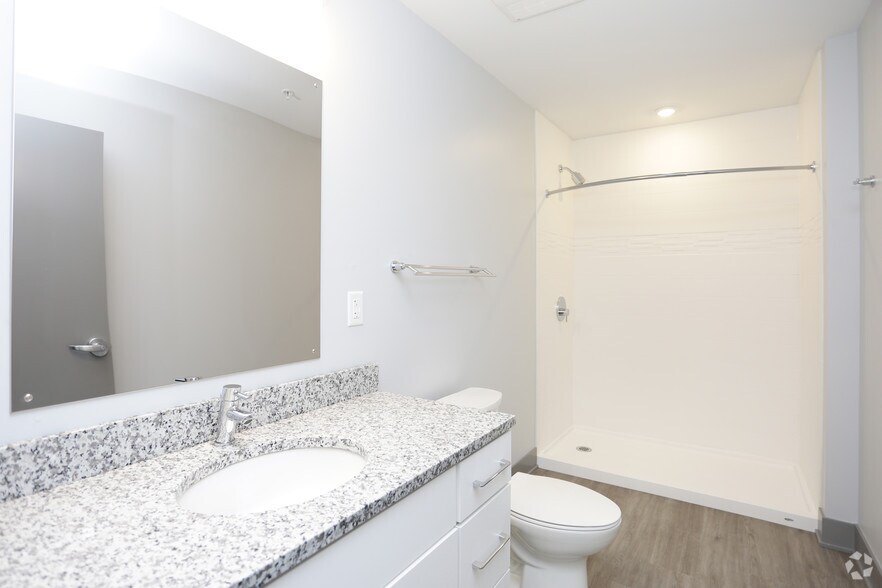 More Photos Of 285 Western Ave, Muskegon Apartments For Lease