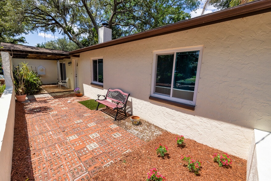 More Photos Of 7128 Wrenwood Cir, Tampa Rehabilitation Center For Sale