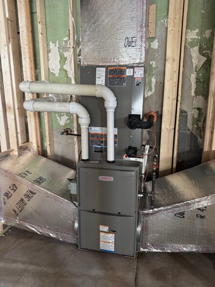 More Photos Of 1908 Scranton Carbondale Hwy, Dickson City Storefront Retail Office For Sale