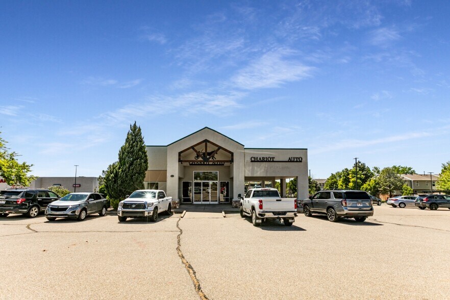 More Photos Of 562 S State St, Clearfield Auto Dealership For Sale