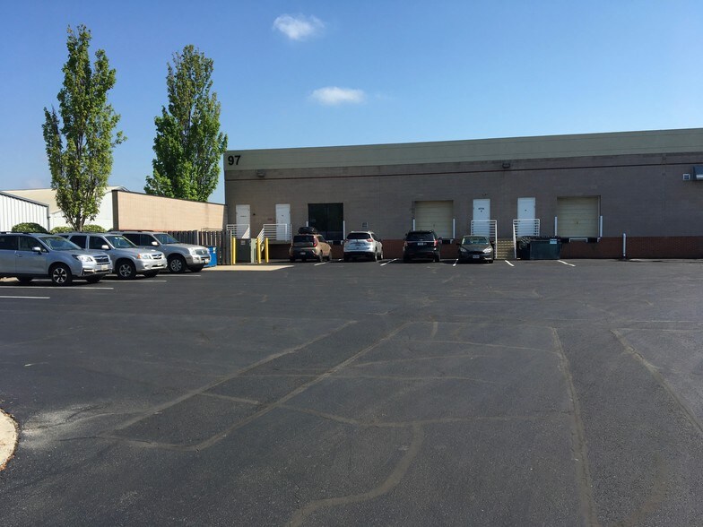 More Photos Of 93 Monocacy Blvd, Frederick Showroom For Lease