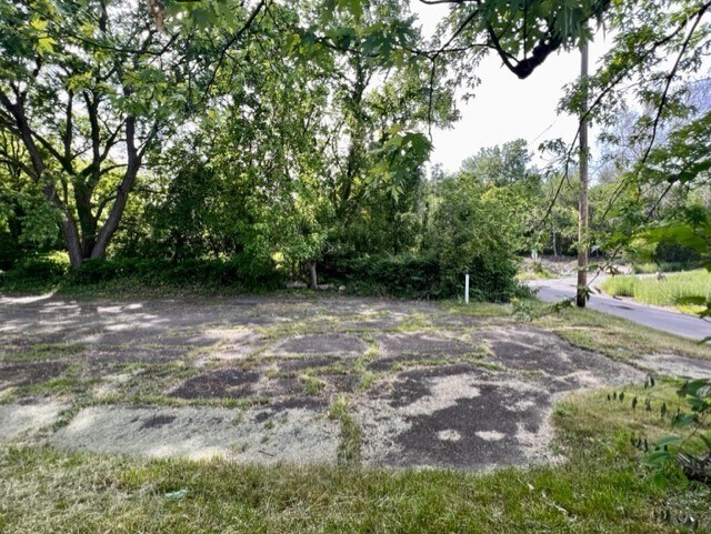 More Photos Of 988 W Bowery St, Akron Bar For Sale