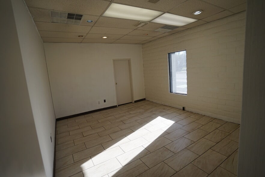More Photos Of 1800 Tully Rd, Modesto Office For Lease