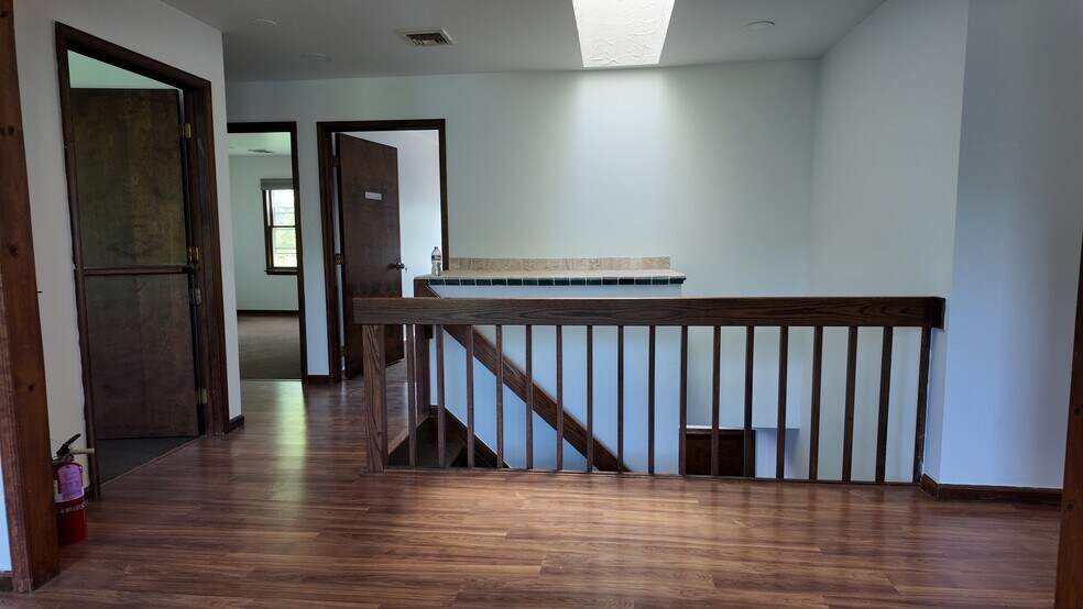 More Photos Of 33 N Main St, Marlboro Office For Lease