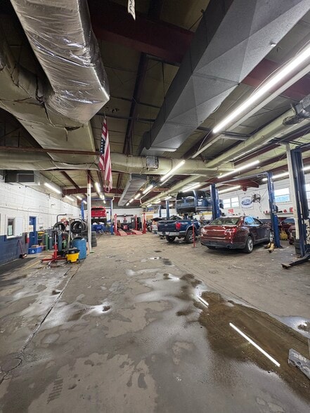 More Photos Of 1625 Commerce St, Wellsburg Auto Dealership For Sale