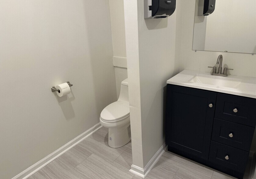 More Photos Of 11550 Tara Blvd, Hampton Rehabilitation Center For Sale