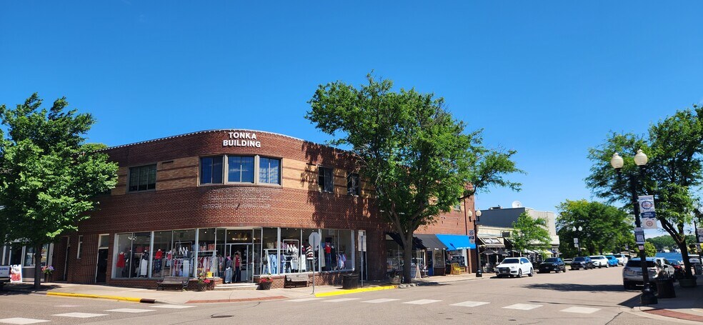 Primary Photo Of 34-50 Water St, Excelsior General Retail For Lease