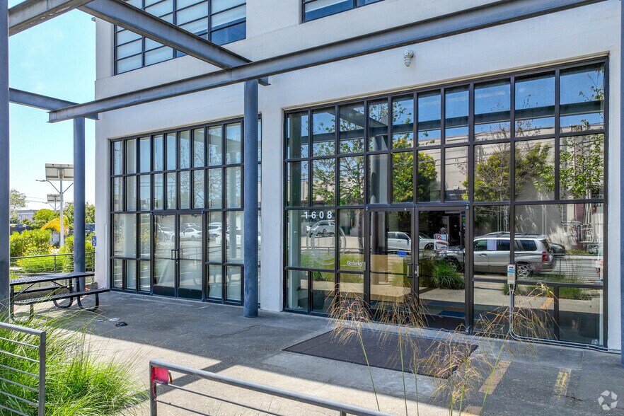 More Photos Of 1608 4th St, Berkeley Office For Lease