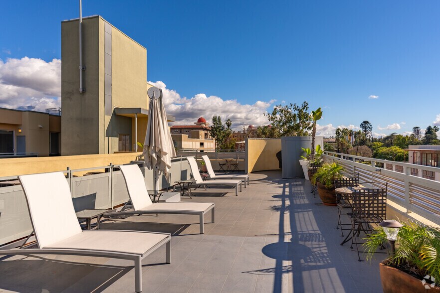 More Photos Of 65 W Dayton St, Pasadena Coworking Space