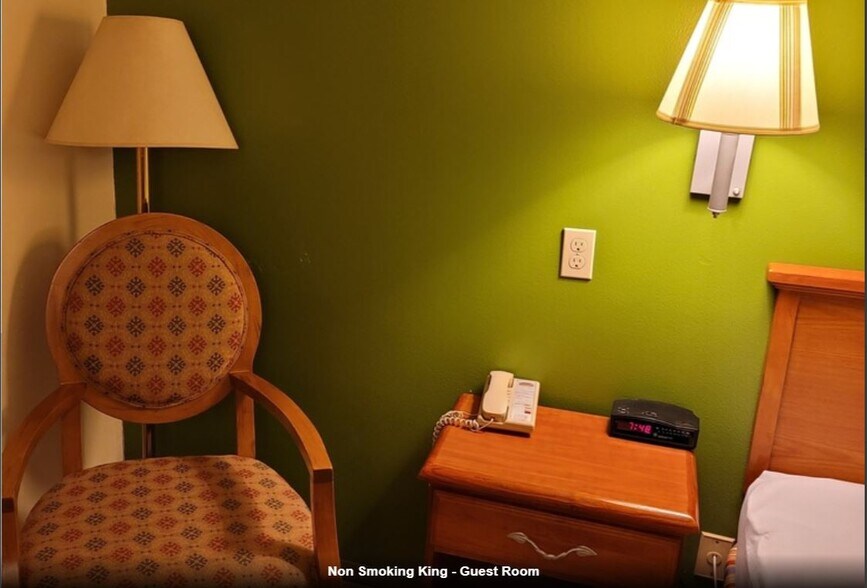 More Photos Of 70 Bear River Dr, Evanston Hotel For Sale