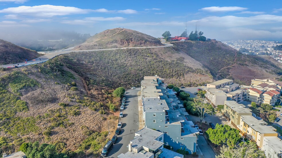 More Photos Of 74 Crestline Dr, San Francisco Multifamily For Sale