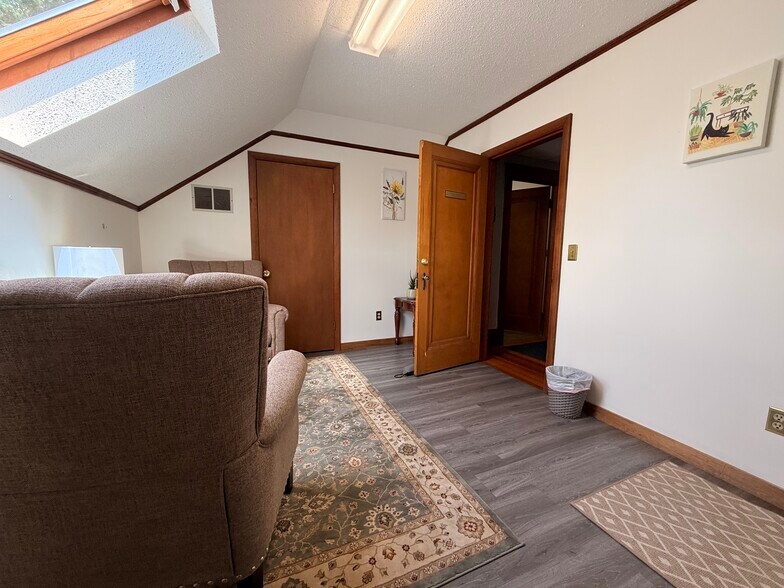 More Photos Of 2797 Post Rd, Warwick Office For Sale