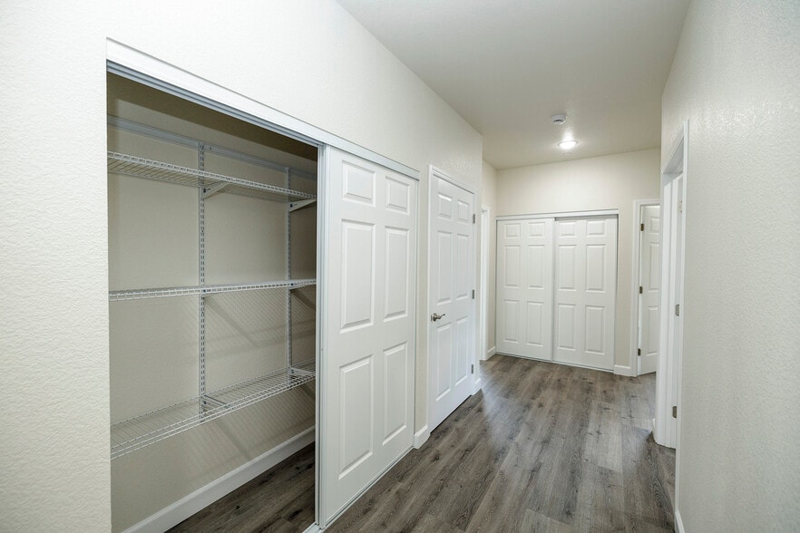 More Photos Of 720 N 2nd St, Patterson Specialty For Sale