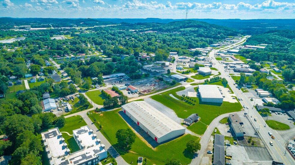 More Photos Of 1208 SW, Cleveland Warehouse For Sale
