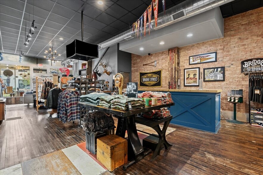 More Photos Of 104 S Leroy St, Fenton Storefront Retail Residential For Sale