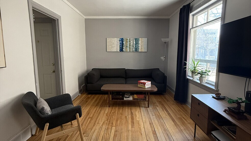 More Photos Of 661 Corydon Av, Winnipeg Storefront Retail Residential For Sale