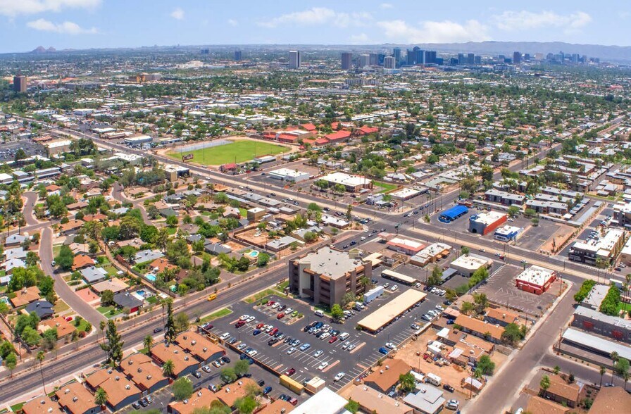 More Photos Of 5040 N 15th Ave, Phoenix Medical For Lease