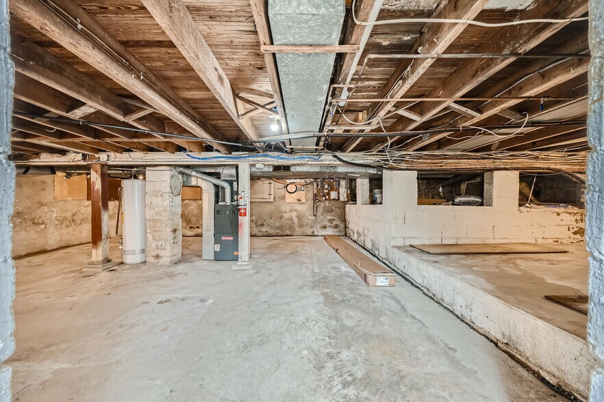 More Photos Of 1805 E Joppa Rd, Towson Office For Sale