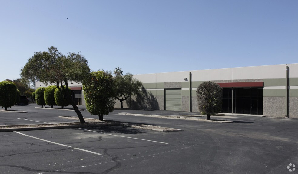 More Photos Of 3440 W Lewis Ave, Phoenix Warehouse For Lease