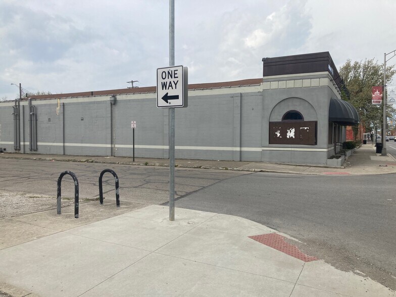 More Photos Of 907 W Broad St, Columbus Restaurant For Sale