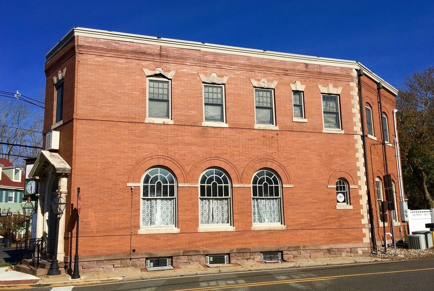 More Photos Of 9 N Main St, Allentown Storefront Retail Office For Sale