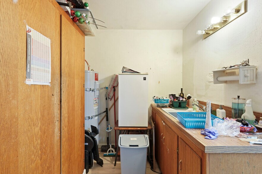 More Photos Of 14144 Market St, Walnut Grove Storefront For Sale