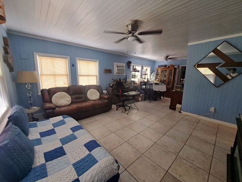 More Photos Of 2835 SW 37th Ct, Miami Apartments For Sale