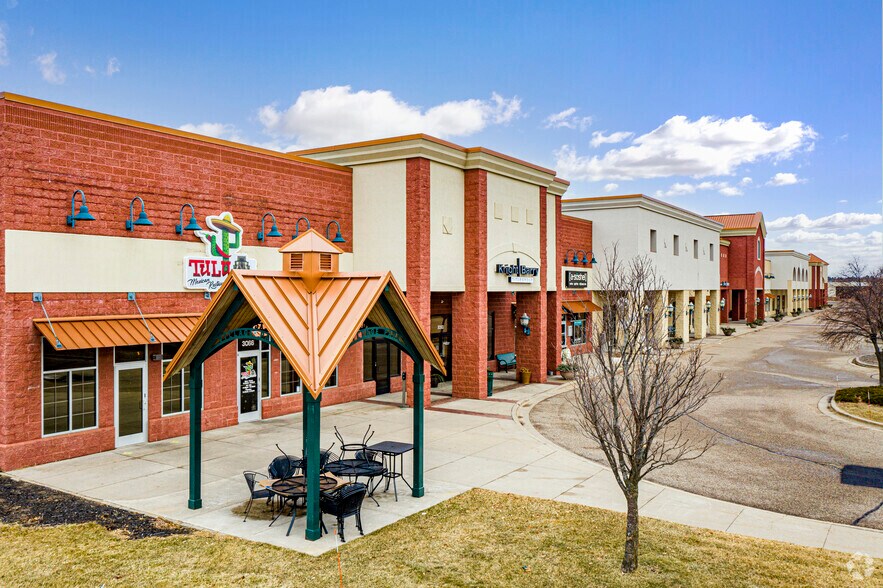 More Photos Of 3012-3066 Village Park Dr, Plover Freestanding For Lease