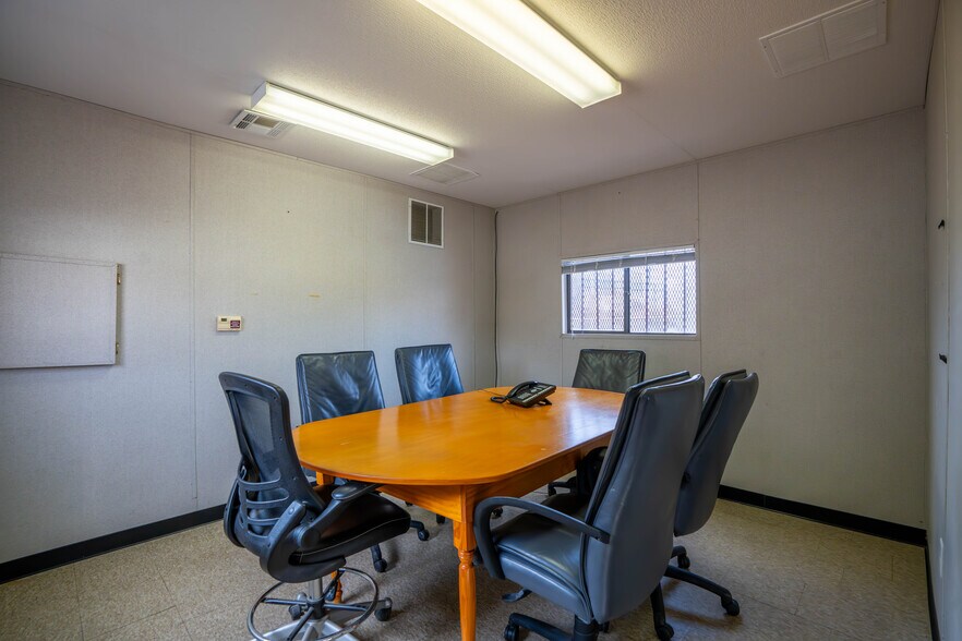 More Photos Of 2021 Shannon Pl SE, Washington Land For Lease