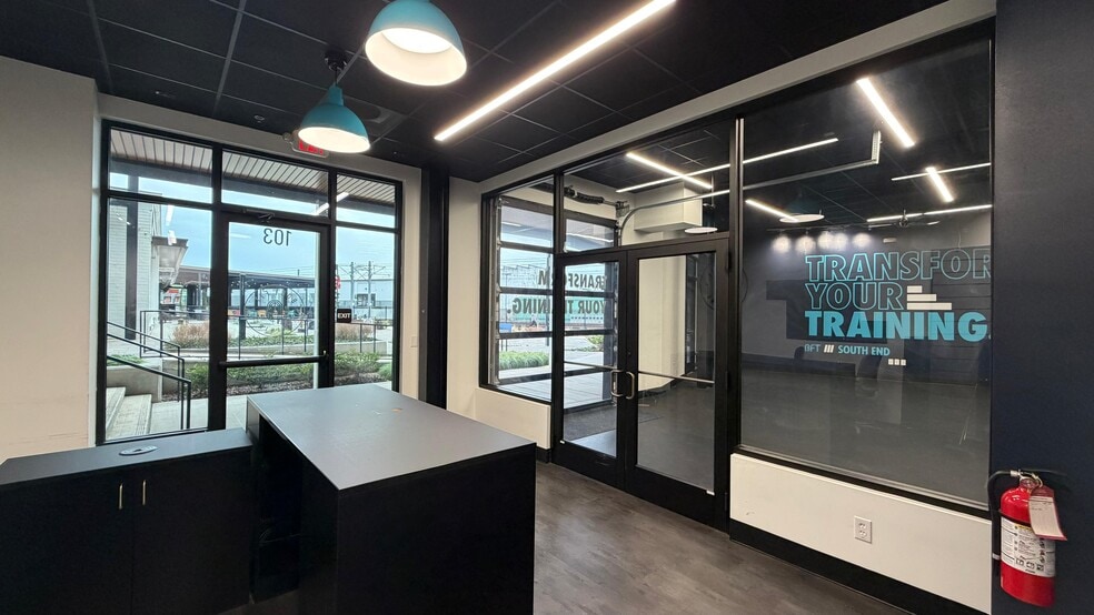 More Photos Of 3232 South Blvd, Charlotte Unknown For Lease