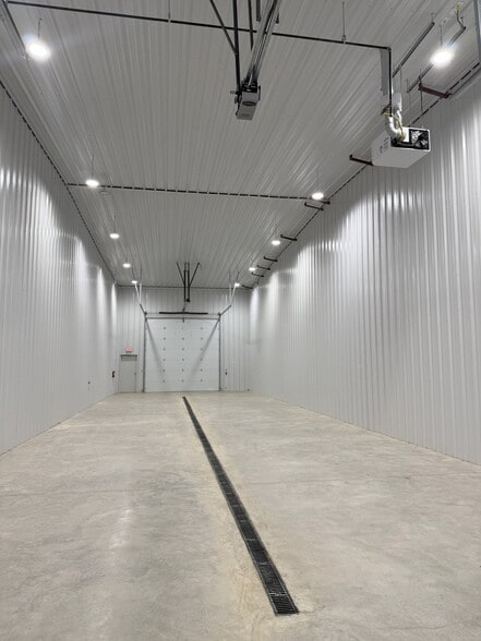 More Photos Of 19503 I 30, Benton Industrial For Sale