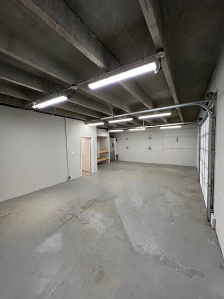 More Photos Of 474 Woodycrest Ave, Nashville Office For Lease