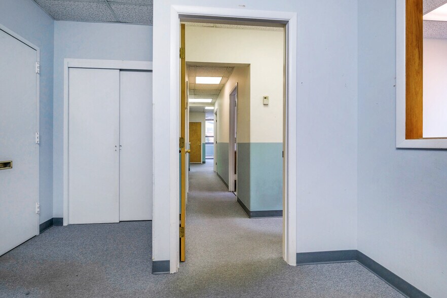 More Photos Of 359 E Main St, Mount Kisco Medical For Lease