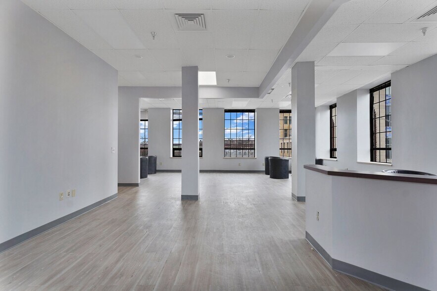 More Photos Of 51-59 Taylor St, Springfield Storefront Retail Office For Sale